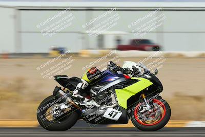 media/Feb-07-2025-CVMA Friday Practice (Fri) [[7034960ba2]]/3-Racer 3-NRS/Session 4 (Turn 16)/